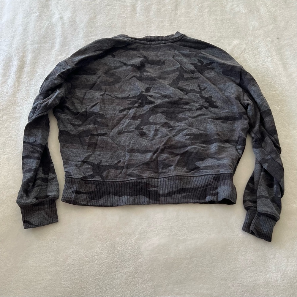 Revolve Rails Ramona Iron Camo Crewneck Sweatshirt Sweater Small - Picture 5 of 8